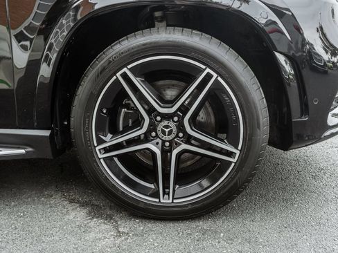 Used 2022 Mercedes-Benz GLS 450 4MATIC image 4