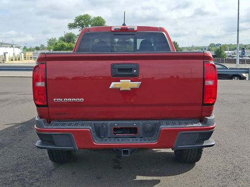 Used 2016 Chevrolet Colorado Z71 AWD/4WD image 5