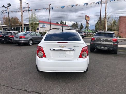 Used 2014 Chevrolet Sonic LTZ FWD image 5