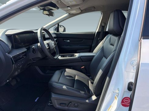 Certified 2025 Nissan Murano SV AWD/4WD image 9