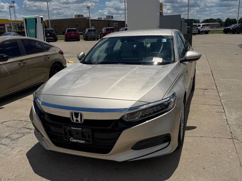 Used 2018 Honda Accord LX image 1