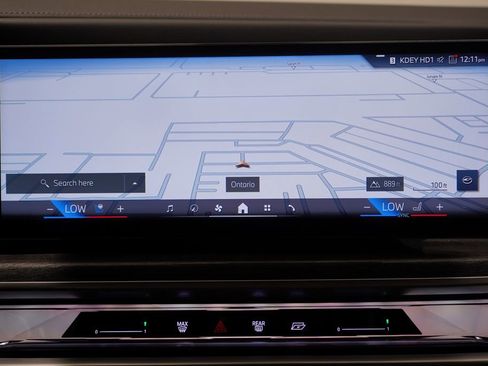 Used 2026 BMW 740i w/ Executive Package RWD image 12