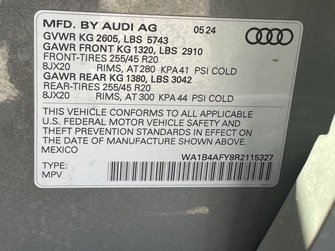 Used 2024 Audi SQ5 Premium Plus w/ Premium Plus Package image 37