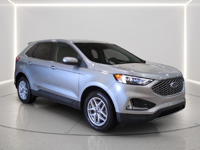Used 2024 Ford Edge SEL w/ Convenience Package AWD/4WD image 8