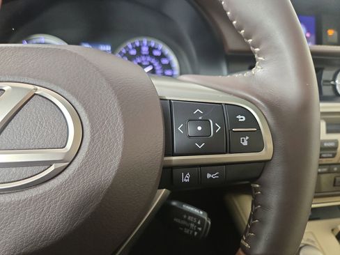 Used 2018 Lexus ES 350 image 16