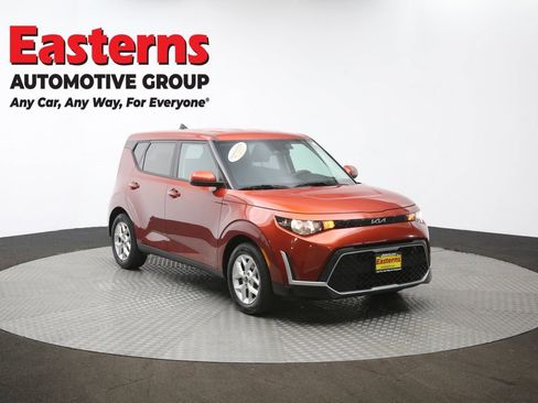 Used 2024 Kia Soul LX w/ Option Group 015 image 48