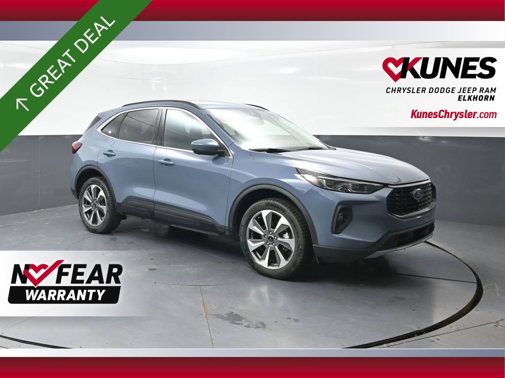 Used 2024 Ford Escape Platinum AWD/4WD image 1