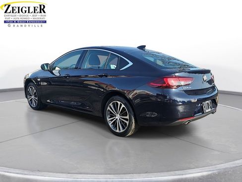 Used 2018 Buick Regal Preferred w/ Driver Confidence Package #1 image 7