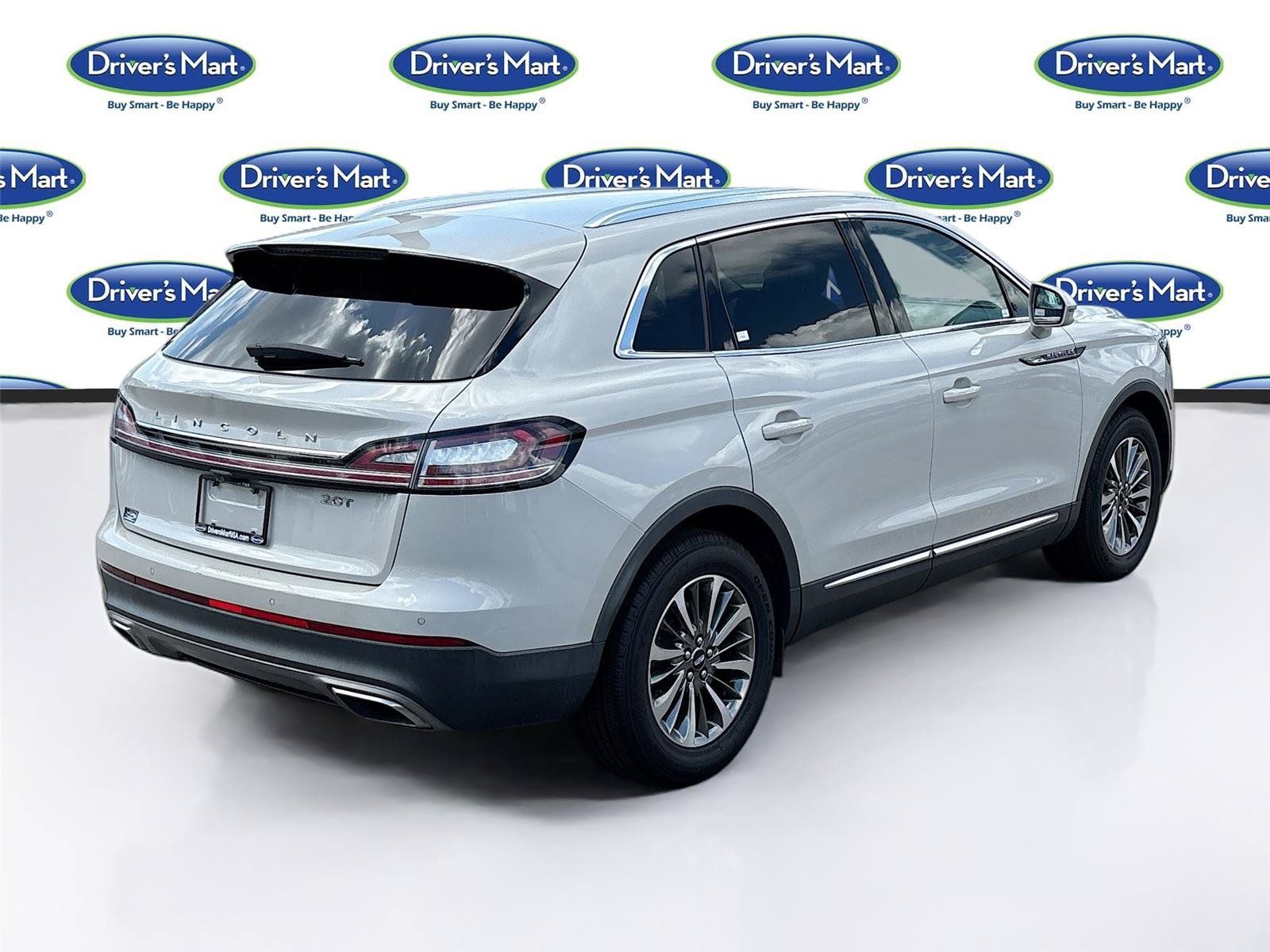 Used 2019 Lincoln Nautilus Select FWD image 7