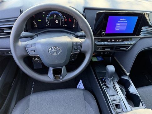 Used 2026 Toyota Camry LE image 12