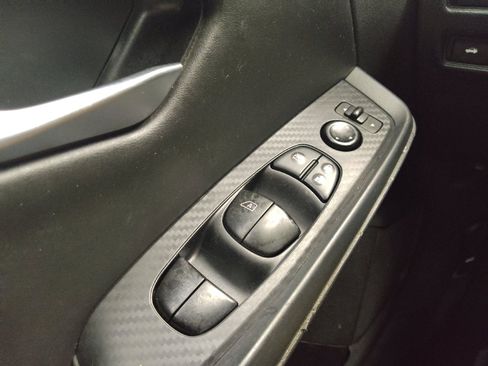 Used 2022 Nissan Sentra SV FWD image 27