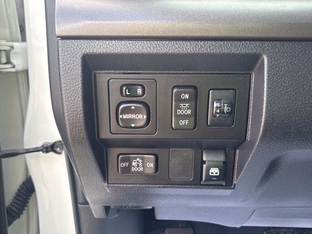 Used 2017 Toyota Tundra SR5 w/ TRD Off Road Package AWD/4WD image 17