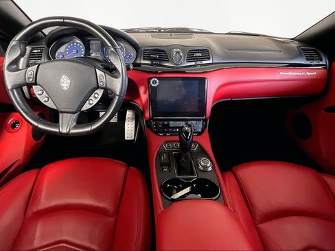 Used 2018 Maserati GranTurismo Convertible image 16