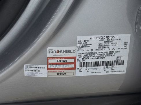 Used 2023 Ford Explorer XLT image 35