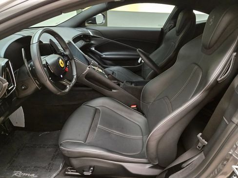 Used 2022 Ferrari Roma RWD image 17