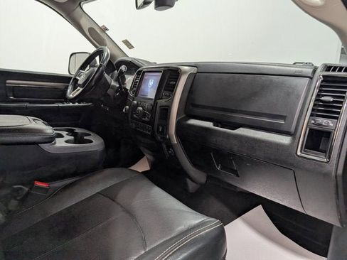 Used 2018 RAM 2500 Laramie w/ Sport Appearance Group image 19