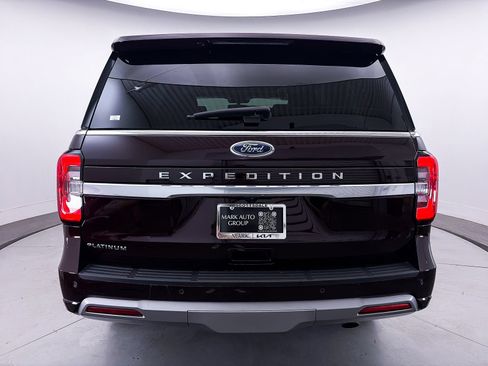 Used 2024 Ford Expedition Platinum AWD/4WD image 15