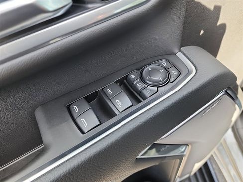 New 2026 GMC Sierra 3500 Denali w/ Denali Reserve Package image 16