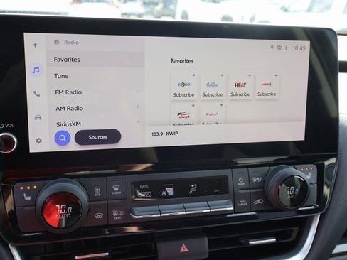 Used 2024 Toyota Grand Highlander XLE image 10