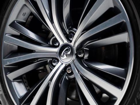 Used 2019 INFINITI Q60 3.0t Luxe AWD/4WD image 22