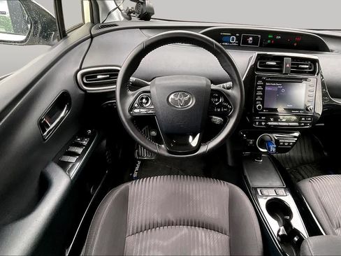 Used 2020 Toyota Prius Prime LE FWD image 6