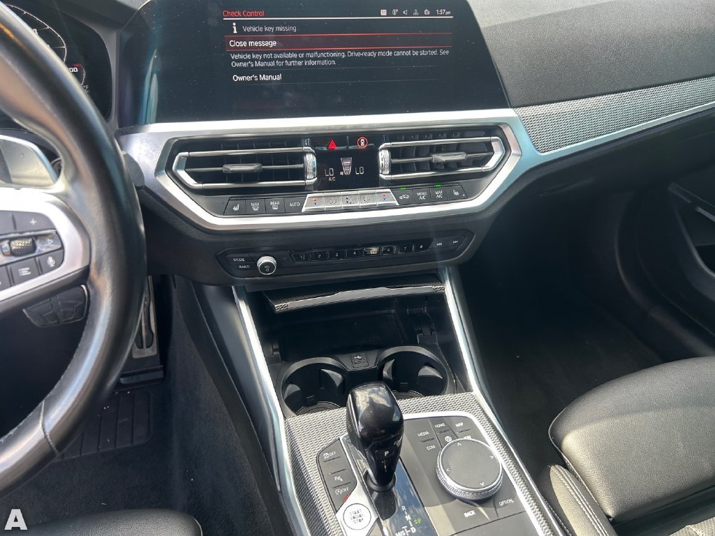 Used 2022 BMW 330i Sedan w/ M Sport Package RWD image 23