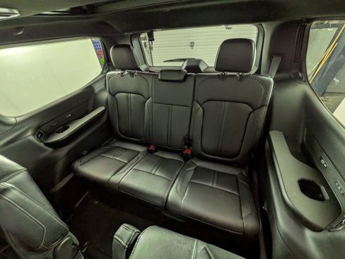 New 2026 Jeep Grand Wagoneer Limited AWD/4WD image 35