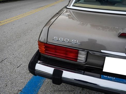 Used 1988 Mercedes-Benz 560 SL image 91