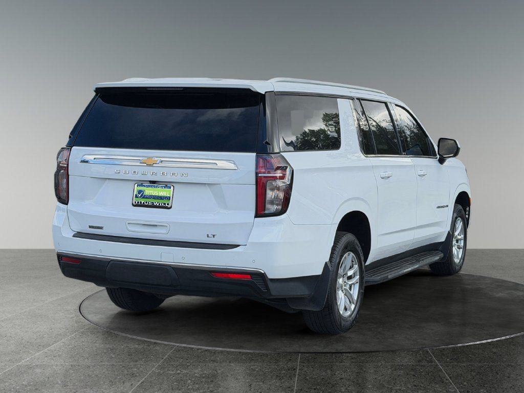 Used 2021 Chevrolet Suburban LT AWD/4WD image 10