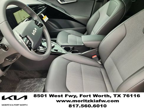 Certified 2026 Kia Niro Wind FWD image 9