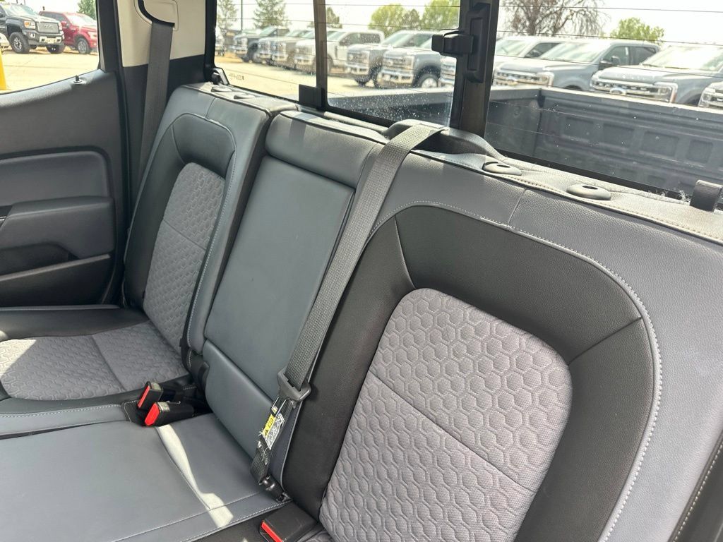 Certified 2017 Chevrolet Colorado Z71 AWD/4WD image 17