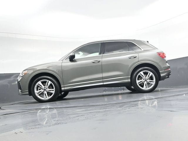 Used 2022 Audi Q3 2.0T Premium Plus AWD/4WD image 33