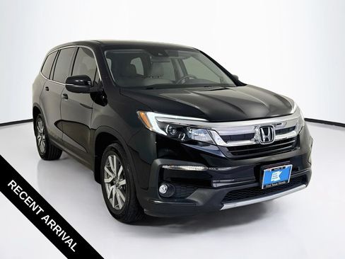 Used 2019 Honda Pilot EX image 1