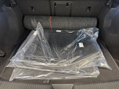 Used 2021 Volkswagen ID.4 Pro S w/ Gradient Package image 20