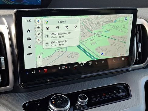 Used 2025 Ford Expedition Max Active image 16