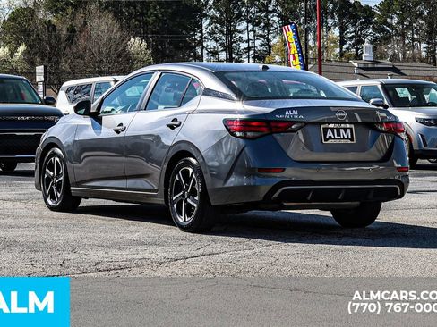 Used 2024 Nissan Sentra SV image 7