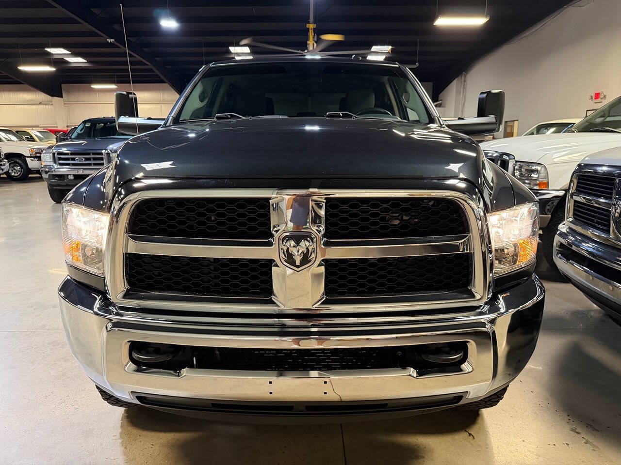 Used 2018 RAM 2500 Tradesman w/ Chrome Appearance Group AWD/4WD image 22