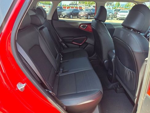 Used 2022 Kia Soul Turbo image 24