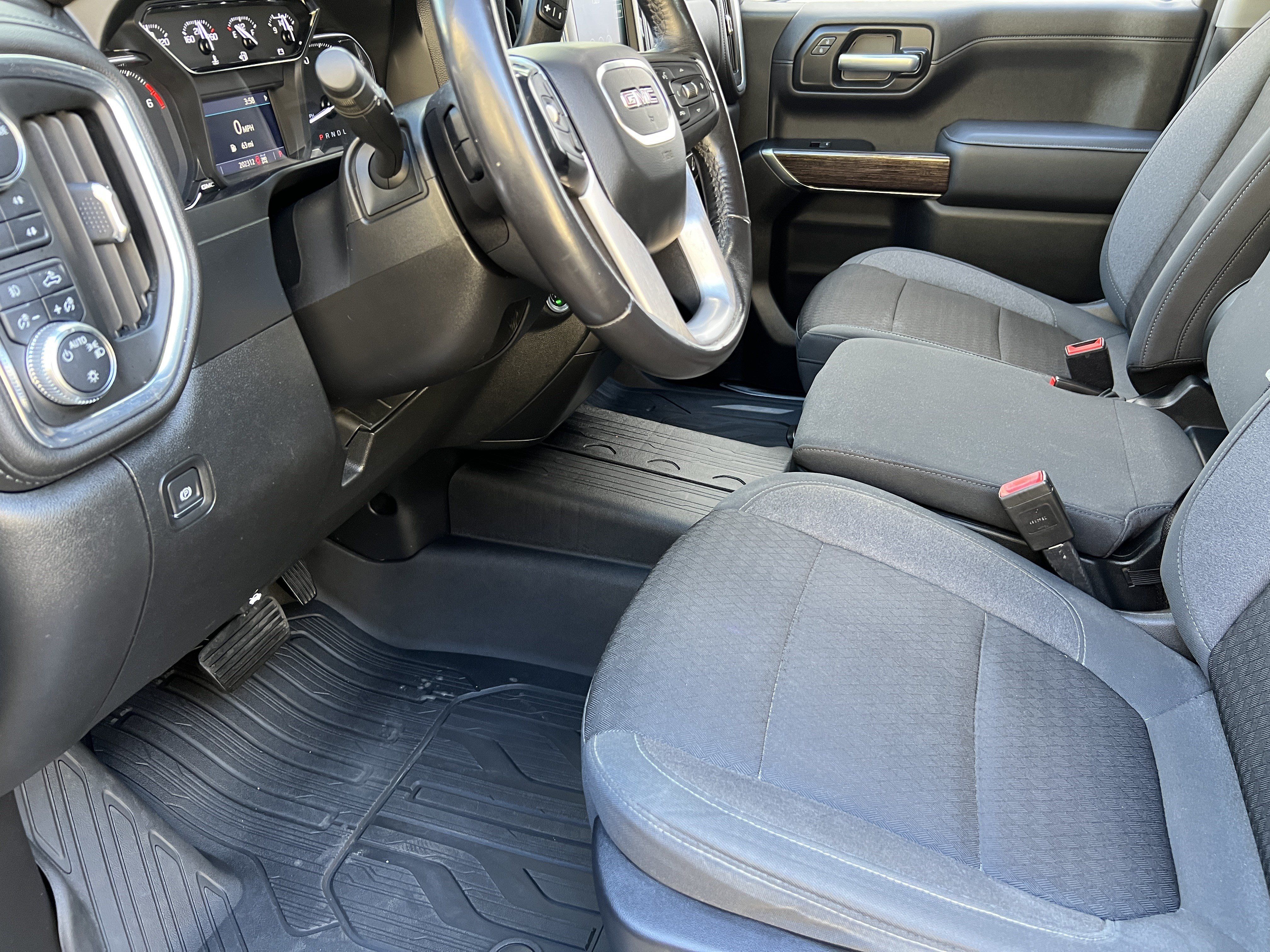 Used 2021 GMC Sierra 1500 Elevation w/ X31 Off-Road Package AWD/4WD image 15