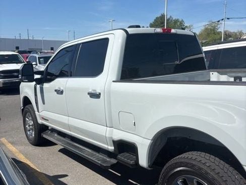 Used 2025 Ford F350 Lariat w/ Chrome Package image 10