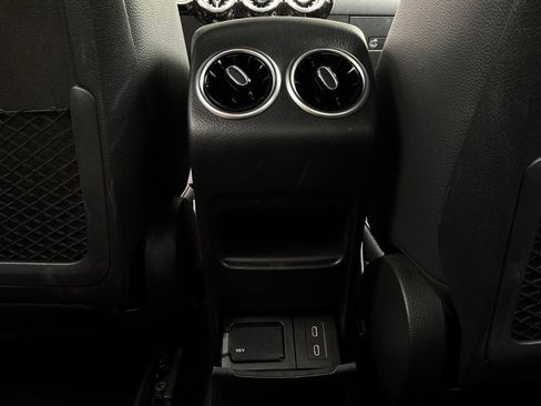 Used 2025 Mercedes-Benz GLA 250 image 13