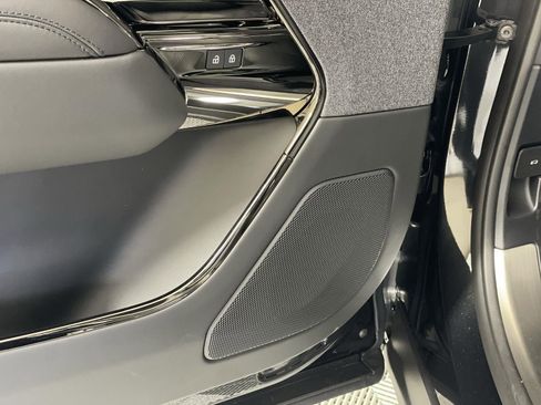 Certified 2023 Land Rover Range Rover Sport SE image 24