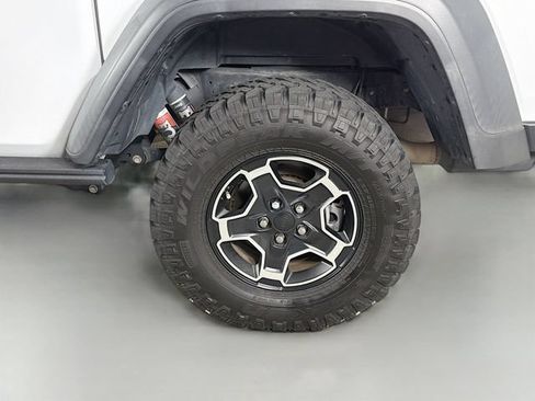 Used 2020 Jeep Gladiator Mojave AWD/4WD image 36