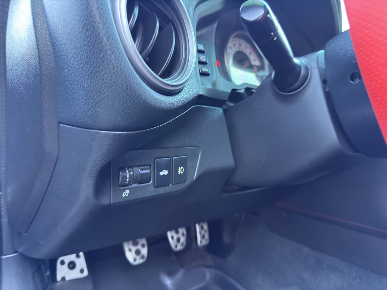 Used 2014 Scion FR-S RWD image 18