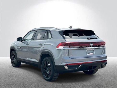 New 2026 Volkswagen Atlas Cross Sport SE AWD/4WD image 3