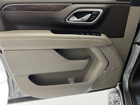 Used 2021 Chevrolet Tahoe Z71 w/ Z71 Signature Package image 21