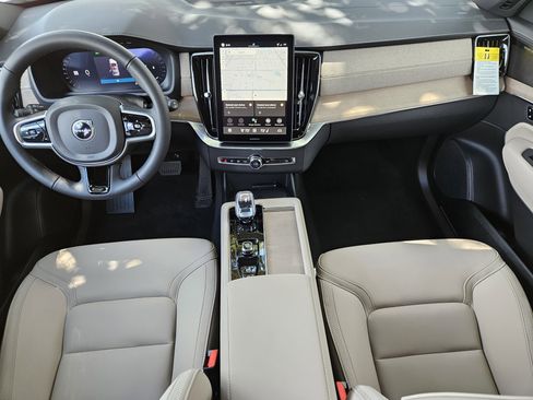 New 2026 Volvo XC90 B5 Plus image 16