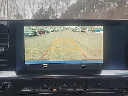 Certified 2024 Chevrolet Silverado 1500 LT image 17