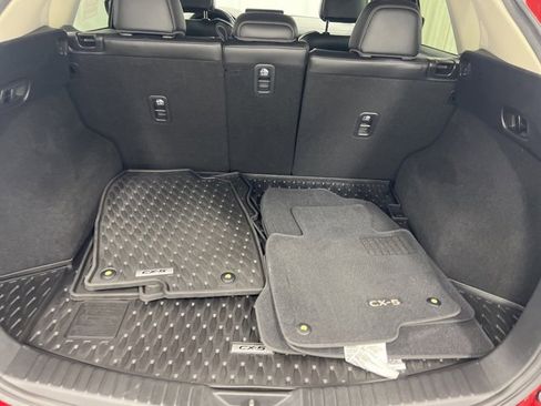 Used 2021 MAZDA CX-5 Touring w/ Touring Preferred SV Package image 9