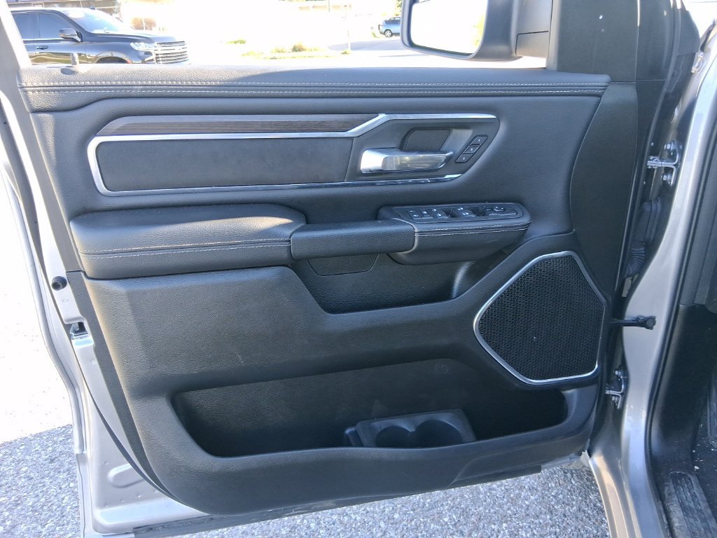 Used 2026 RAM 1500 Laramie AWD/4WD image 11